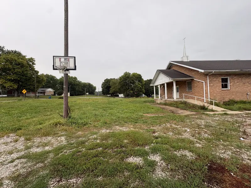 7289 S County Road 445 W, Greencastle, IN 46135