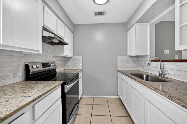 1207 Eleanor ST #A, Austin, TX 78721