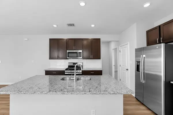 166 Jake Pine DR, Buda, TX 78610