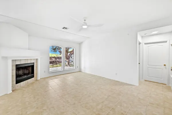 630 Masonwood DR, Kyle, TX 78640
