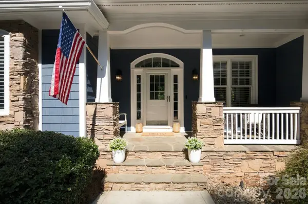 9040 Fair Oak DR, Sherrills Ford, NC 28673
