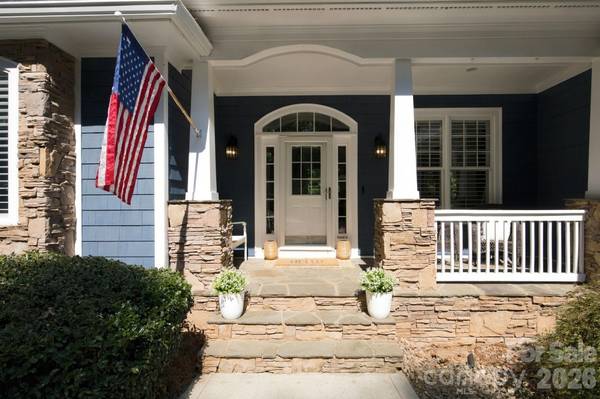9040 Fair Oak DR, Sherrills Ford, NC 28673