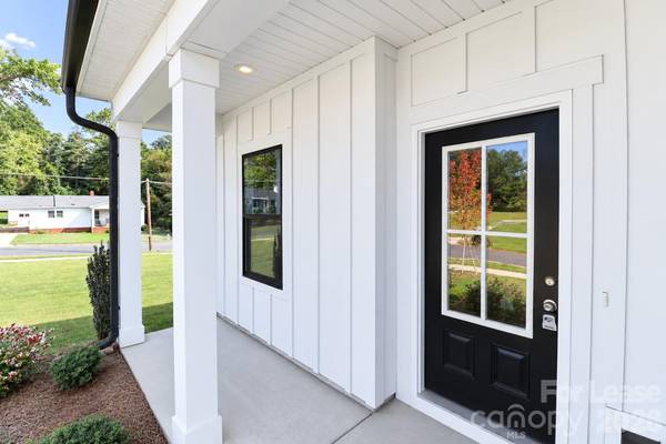 105 Silverwood CT, Mooresville, NC 28115