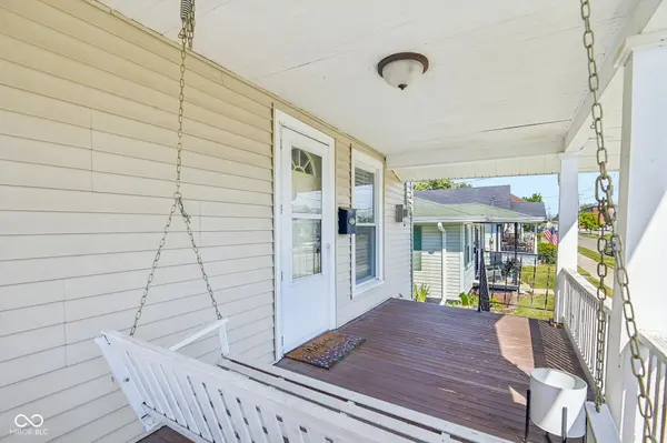 1135 Meridian ST, Shelbyville, IN 46176