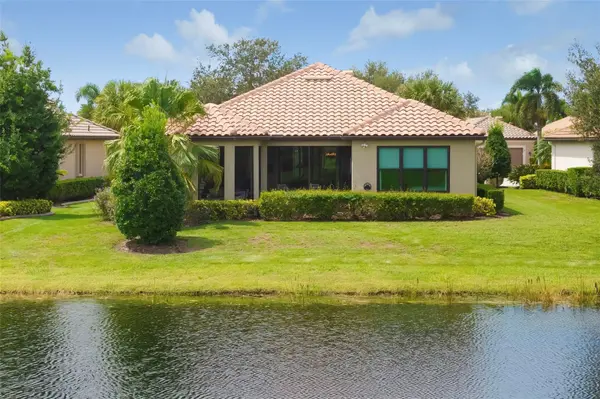 5231 CASTELLO LN, Lakewood Ranch, FL 34211