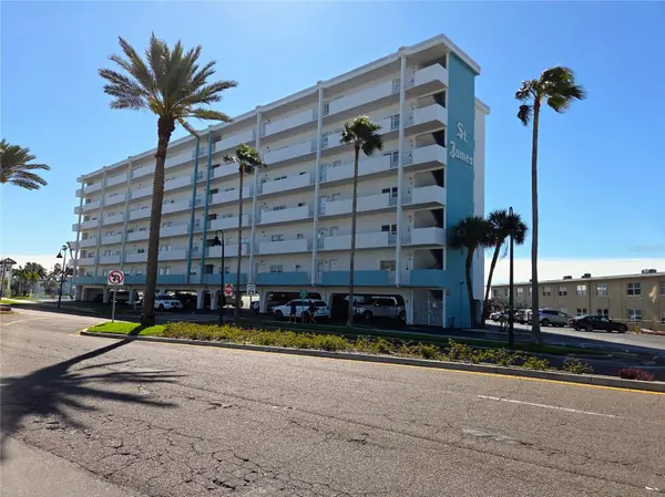 285 107TH AVE #505, Treasure Island, FL 33706