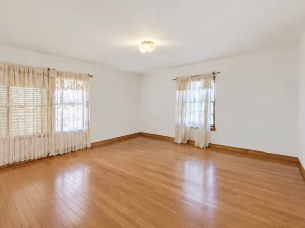 855 W 73rd ST, Chicago, IL 60621