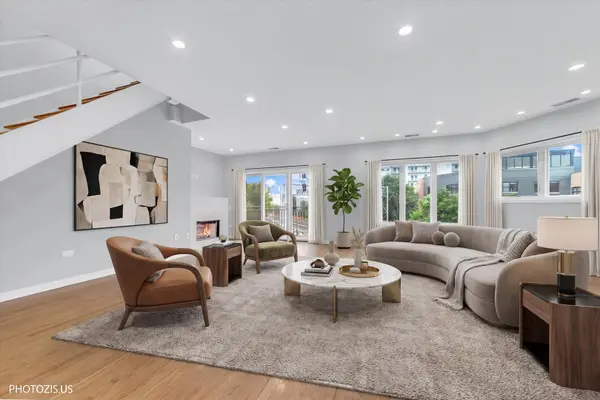 912 W Chicago AVE #403, Chicago, IL 60642