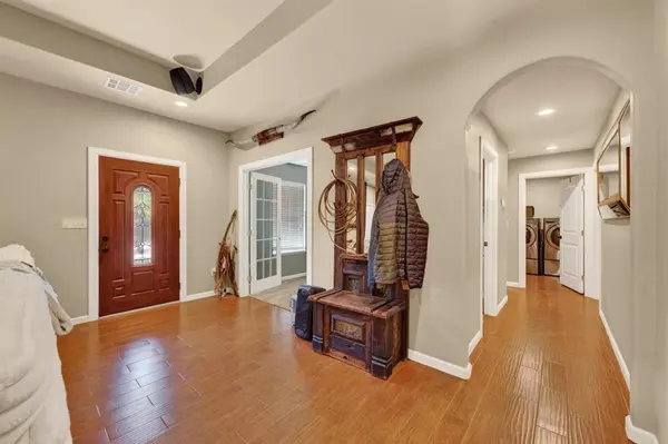 11170 Cindy LN, Guthrie, OK 73044
