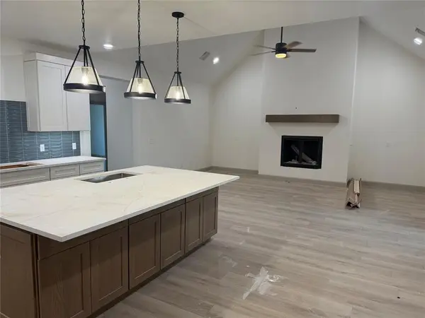 11517 NW 103rd ST, Yukon, OK 73099
