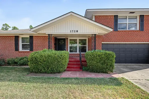 1728 NW 63rd ST, Nichols Hills, OK 73116
