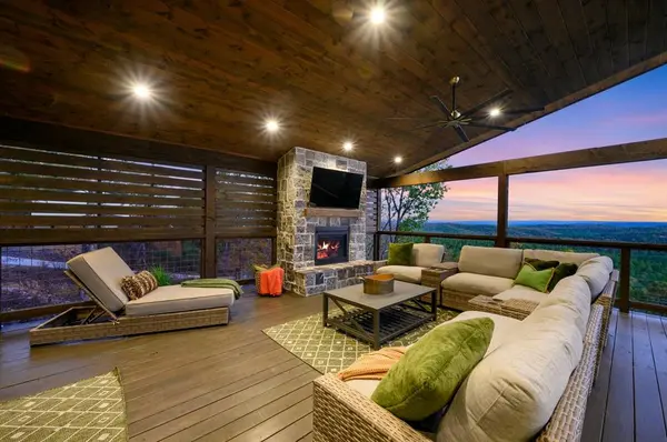 462 Moonshiner Springs TRL, Broken Bow, OK 74728