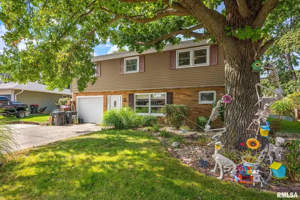 1607 DEPPERT DR, Pekin, IL 61554