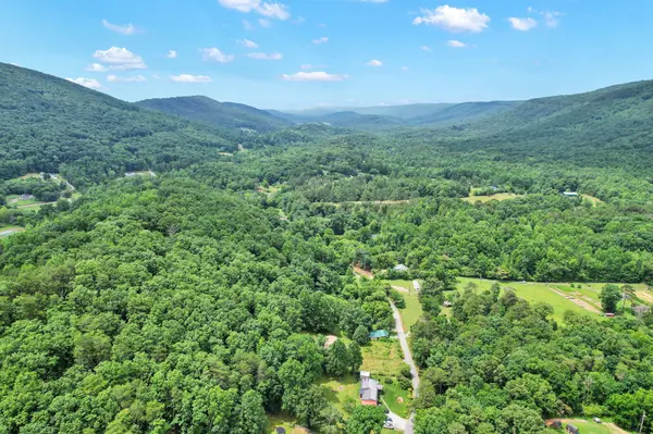 1241 Upper Cove Loop, Dayton, TN 37321