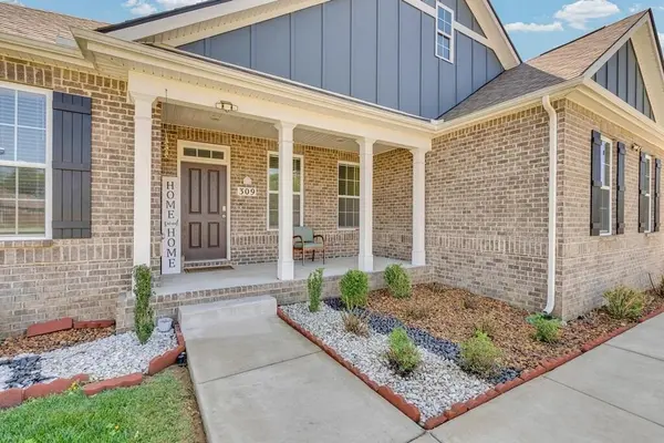 309 Greymoor Ln, Cookeville, TN 38501