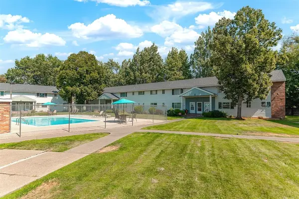 250 N RAYMOND Rd, Spokane Valley, WA 99206