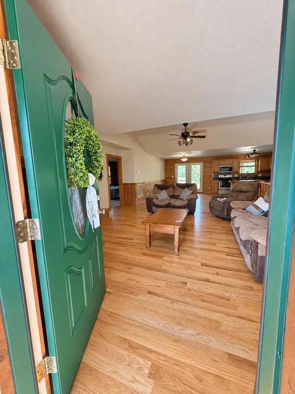 2148 Private Road 2421, Mountain View, MO 65548