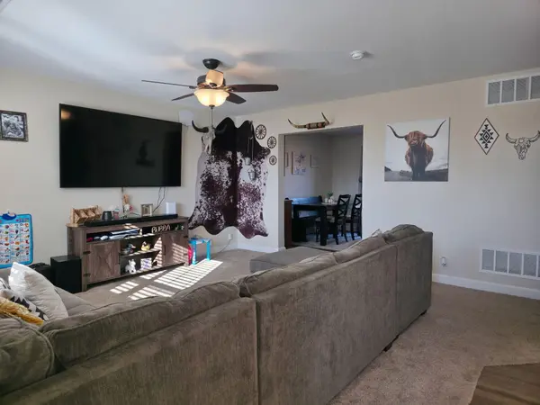 105 W Craig ST, Stockton, MO 65785