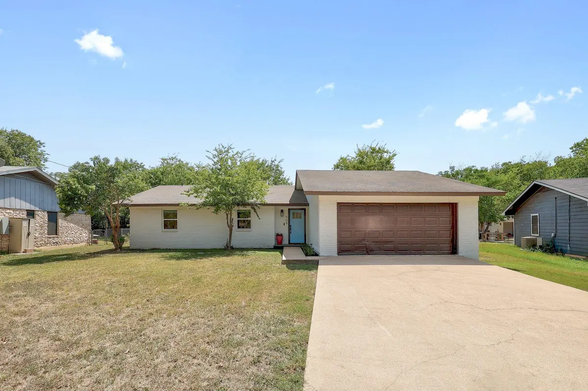 906 W 15th ST, Georgetown, TX 78626