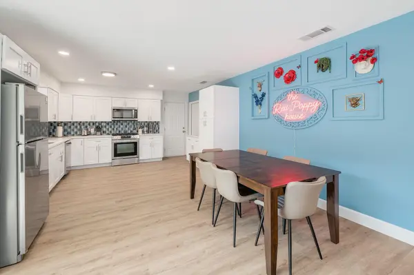 906 W 15th ST, Georgetown, TX 78626