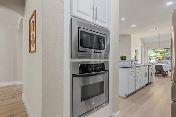 10113 Loxley LN, Austin, TX 78717