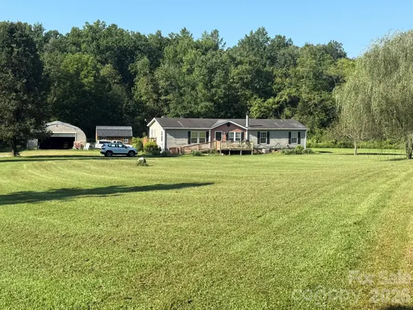 907 Epley DR, Marion, NC 28752