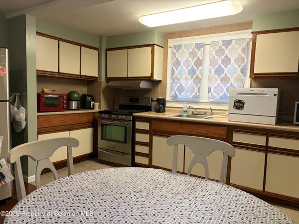 310 312 14th AVE, Scranton, PA 18504