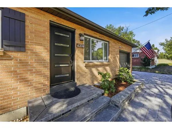6374 Iris, Arvada, CO 80004