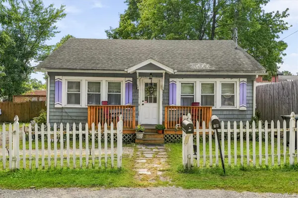 15 Elm ST, Greenwood Lake, NY 10925