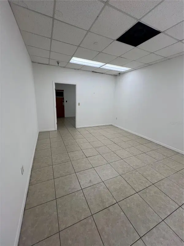 6900 SILVER STAR RD, Orlando, FL 32818