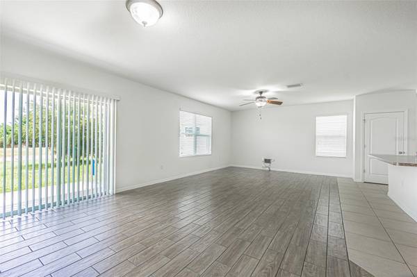 10536 WHISPERING HAMMOCK DR, Riverview, FL 33578