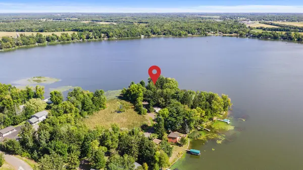 246 Magnor Lake CT, Clayton, WI 54004