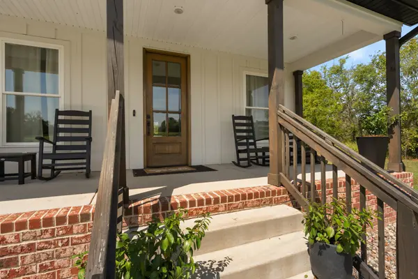 1271 Rock Springs Rd, Bethpage, TN 37022