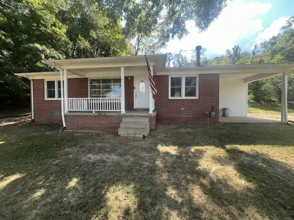 305 Folger St, Waynesboro, TN 38485