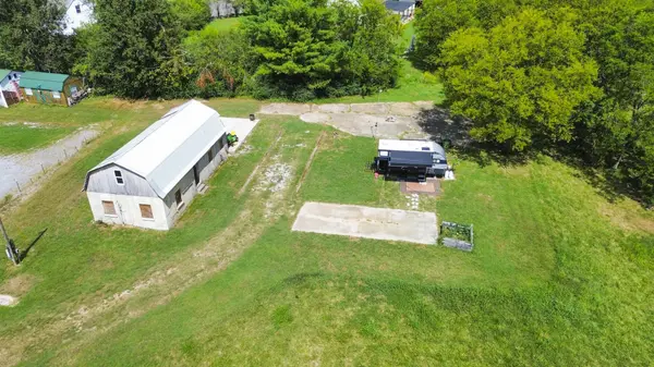 1460 Kingwood Ln, Rockvale, TN 37153