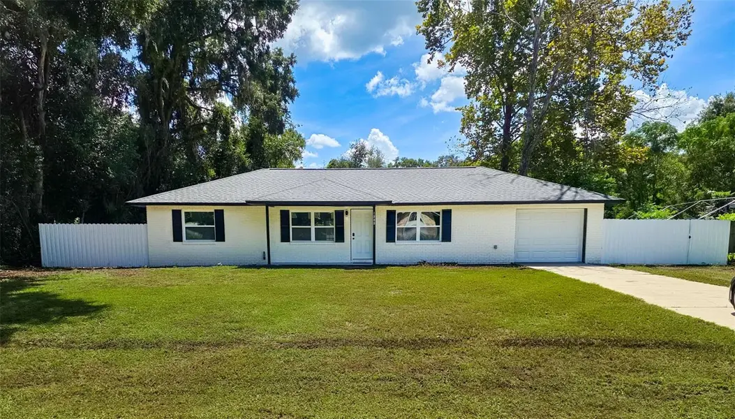 1888 NE 127TH PL, Anthony, FL 32617
