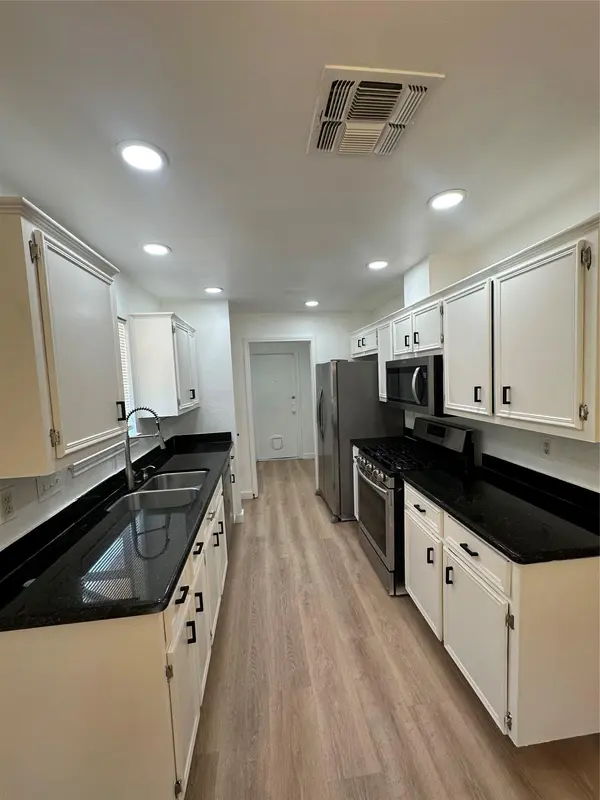 2407 Lasso DR, Round Rock, TX 78681