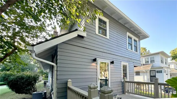 5809 Kenwood AVE, Kansas City, MO 64110