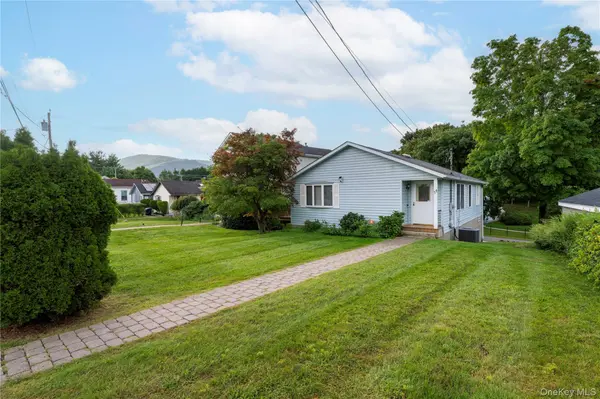 11 Academy ST, Beacon, NY 12508