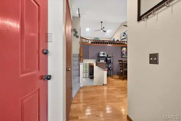4411 Stone Wood CT, St Louis, MO 63128