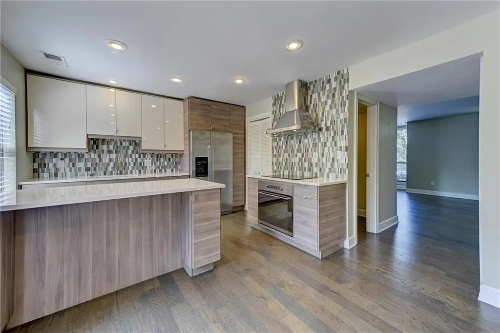 431 W 10th ST, Kansas City, MO 64105