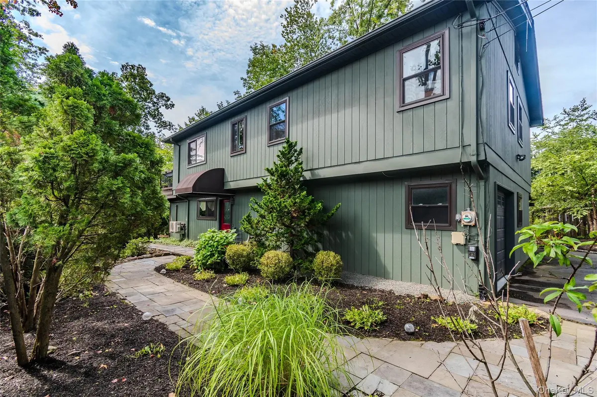 116 Lakewood DR, Congers, NY 10920