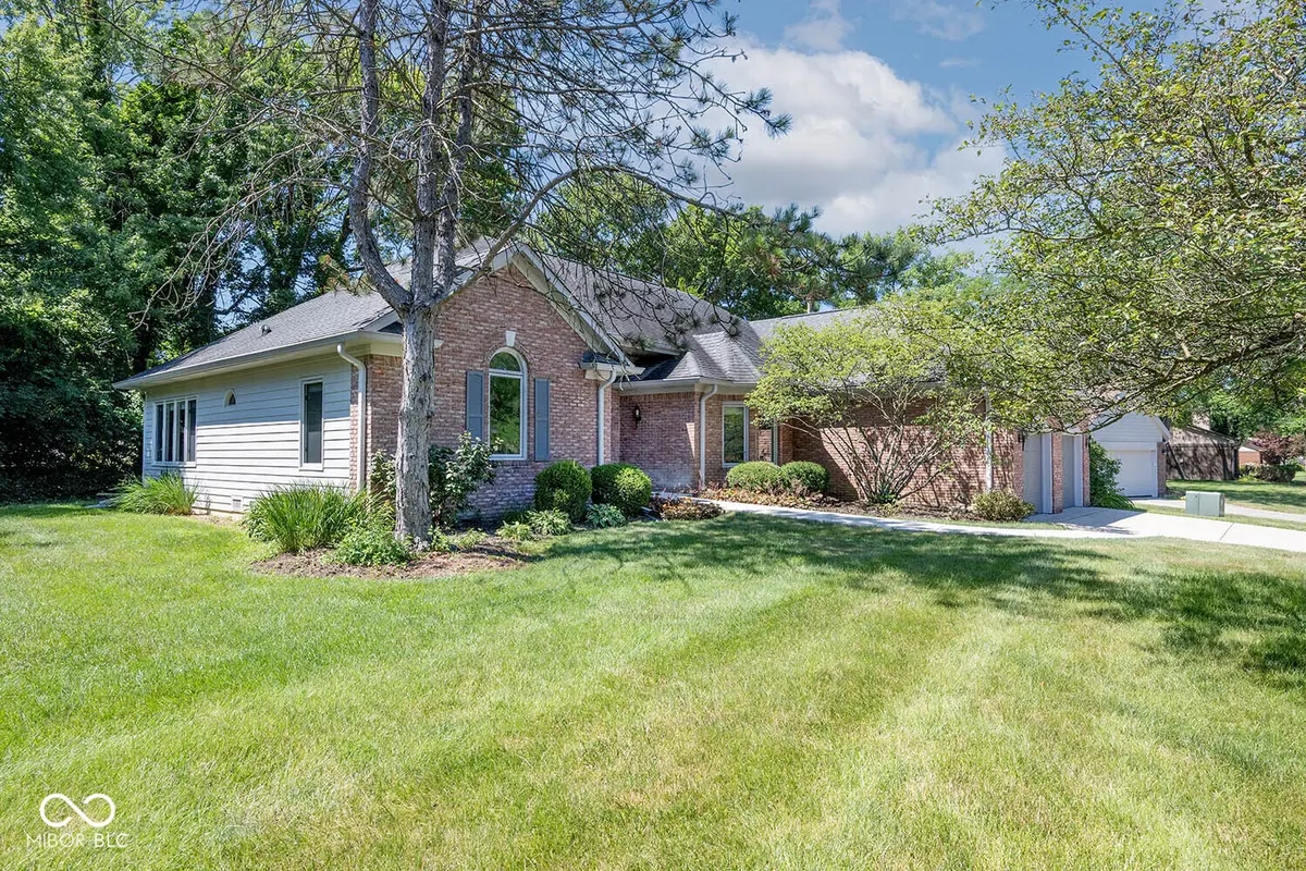 5165 Hawks Point RD, Indianapolis, IN 46226