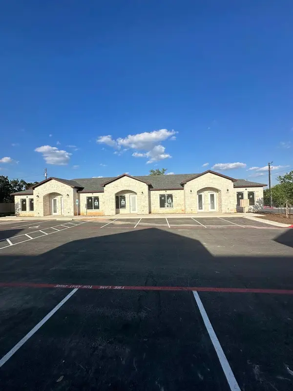 701 Crystal Falls Pkwy PKWY #230, Leander, TX 78641