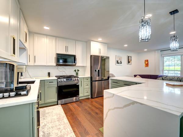 318 N Sunset DR, Sun River Terrace, IL 60964