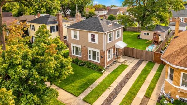 744 Manchester AVE, Westchester, IL 60154