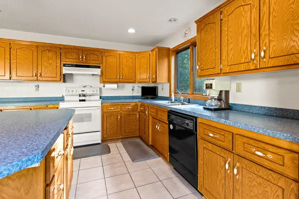68144 Beaver Tail RD, Askov, MN 55704