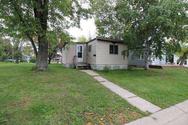 203 3rd AVE N, Biwabik, MN 55708