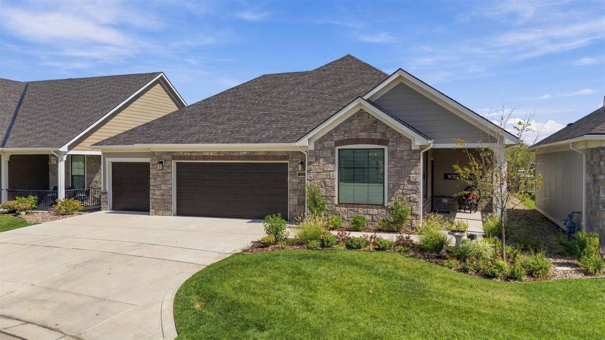 1434 S Monument St, Wichita, KS 67235