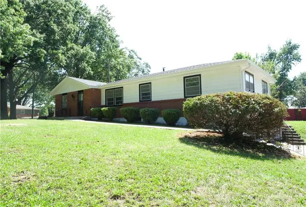 7401 Greeley AVE, Kansas City, KS 66109